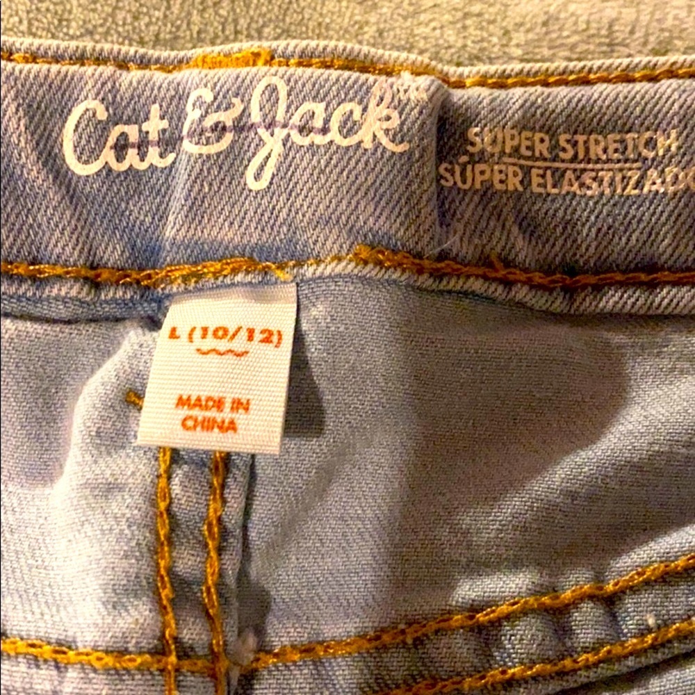 Cat & Jack Demin short whit patches Size10/12 - Picture 4 of 8